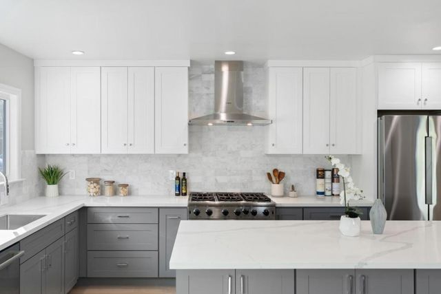 2105 Stratford Way, San Mateo, CA 94403