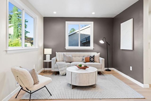 2105 Stratford Way, San Mateo, CA 94403