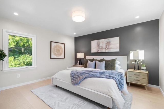 2105 Stratford Way, San Mateo, CA 94403