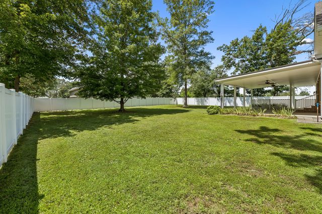 142 Heritage Cir, Manchester, TN 37355