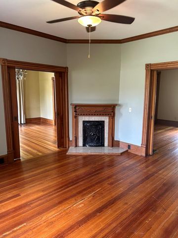 190 Mckinney Street, Blue Ridge, GA 30513