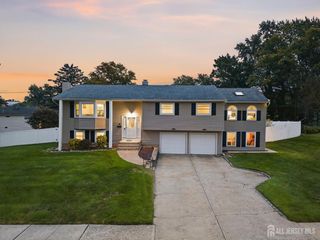 6 Sherry Road, East Brunswick, NJ 08816