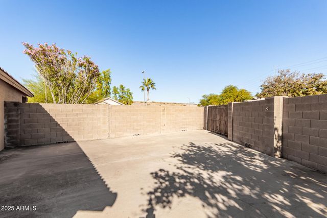 3517 W SANDS Drive, Glendale, AZ 85310