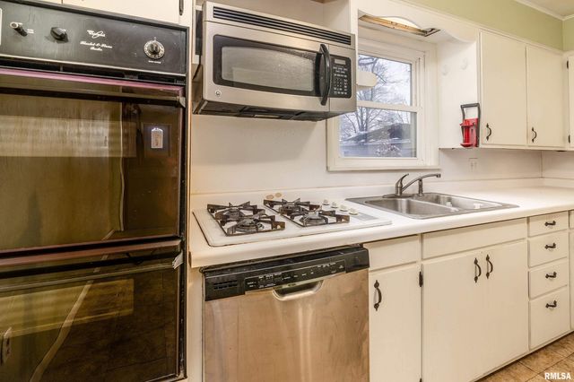 1918 KENNEDY Street, Murphysboro, IL 62966