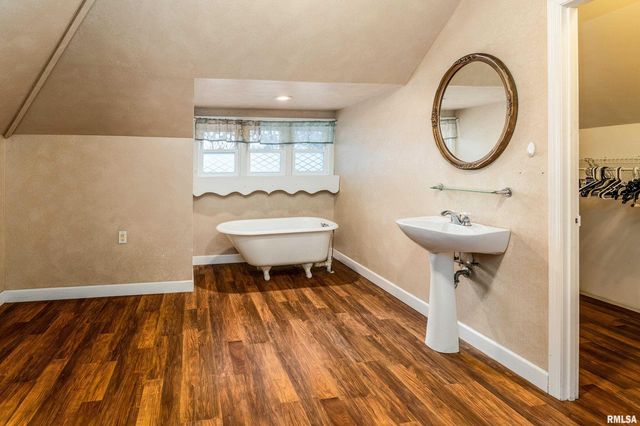 1918 KENNEDY Street, Murphysboro, IL 62966