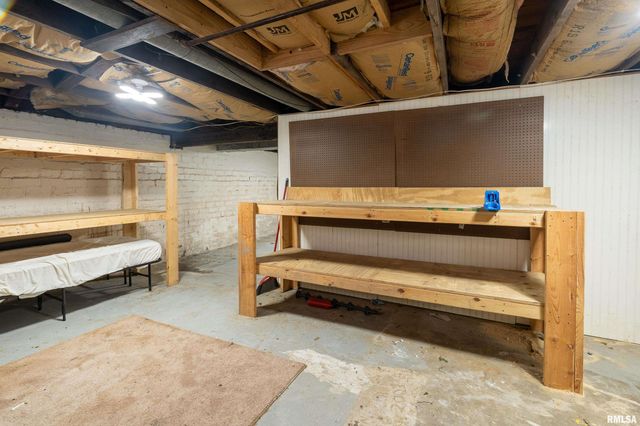 1918 KENNEDY Street, Murphysboro, IL 62966