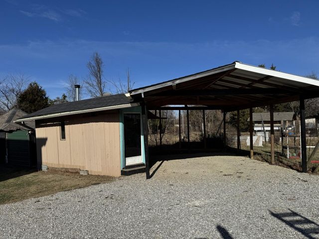 27691 Longview Lane, Seligman, MO 65745