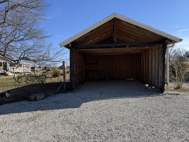 27691 Longview Lane, Seligman, MO 65745