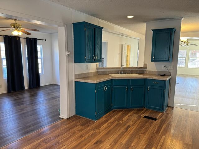 27691 Longview Lane, Seligman, MO 65745