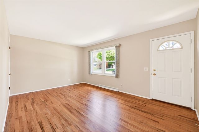 335 Alfonso Drive, Greece, NY 14626