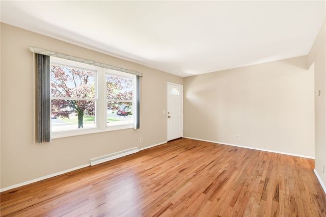 335 Alfonso Drive, Greece, NY 14626