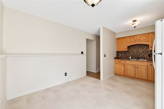 335 Alfonso Drive, Greece, NY 14626