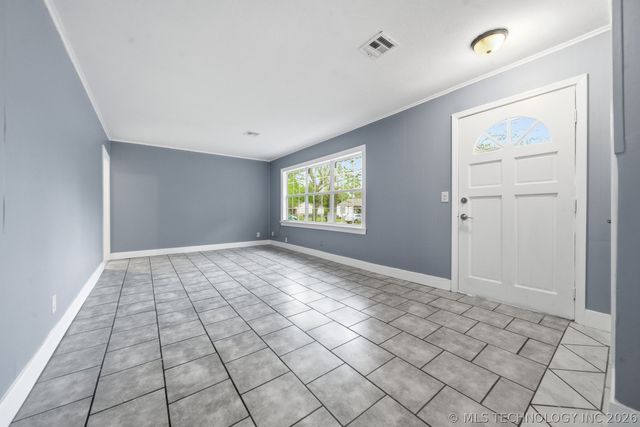 6423 N Wheeling Avenue, Tulsa, OK 74130