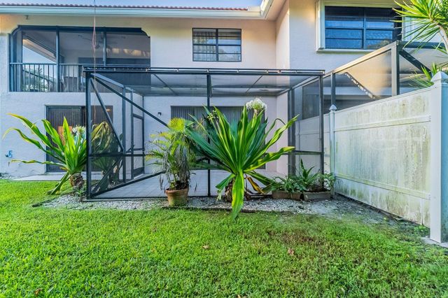8705 Via Giula 1, Boca Raton, FL 33496