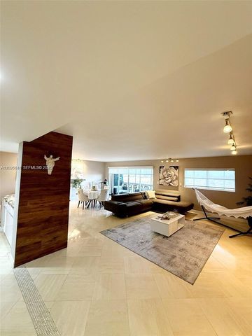 800 NE 195th Street 720, Miami, FL 33179