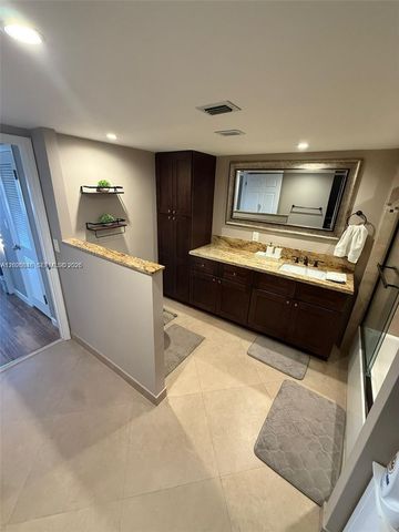800 NE 195th Street 720, Miami, FL 33179