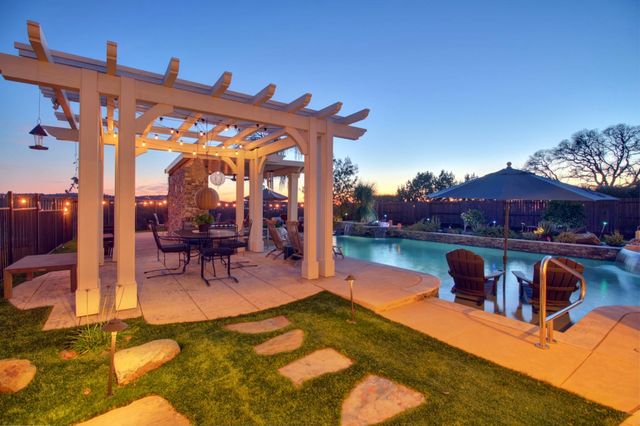 9588 Pamela St, El Dorado Hills, CA 95762