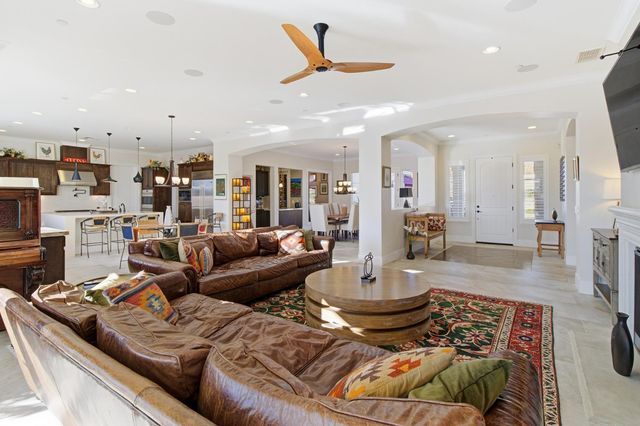 9588 Pamela St, El Dorado Hills, CA 95762