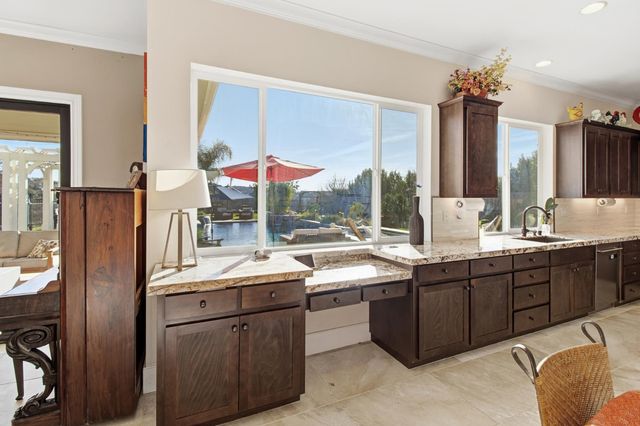 9588 Pamela St, El Dorado Hills, CA 95762