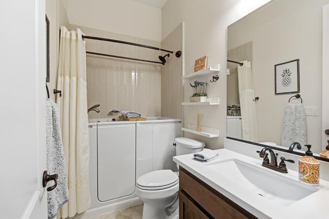 9588 Pamela St, El Dorado Hills, CA 95762