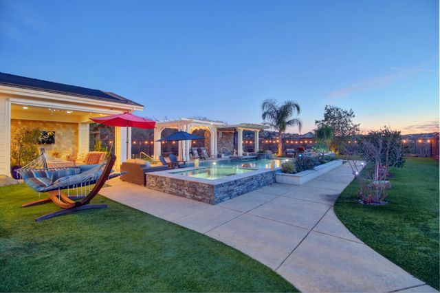 9588 Pamela St, El Dorado Hills, CA 95762