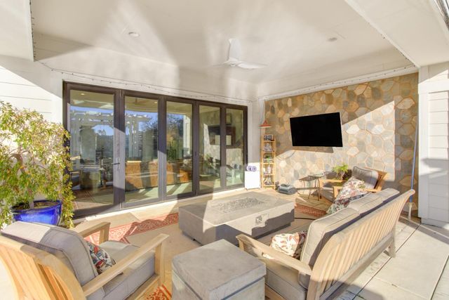 9588 Pamela St, El Dorado Hills, CA 95762