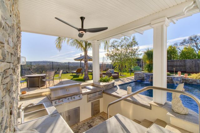 9588 Pamela St, El Dorado Hills, CA 95762