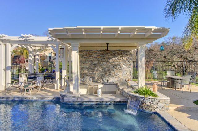 9588 Pamela St, El Dorado Hills, CA 95762