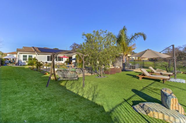 9588 Pamela St, El Dorado Hills, CA 95762