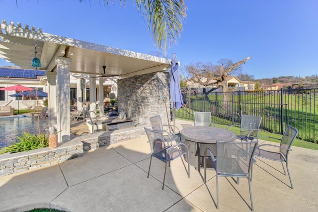 9588 Pamela St, El Dorado Hills, CA 95762