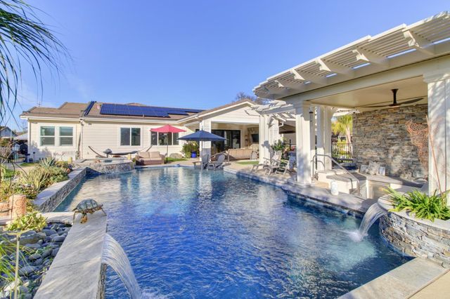 9588 Pamela St, El Dorado Hills, CA 95762