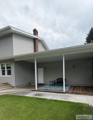 210 Sunny Heights Lane, Idaho Falls, ID 83402