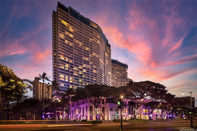 383 Kalaimoku Street 3307, Honolulu, HI 96815
