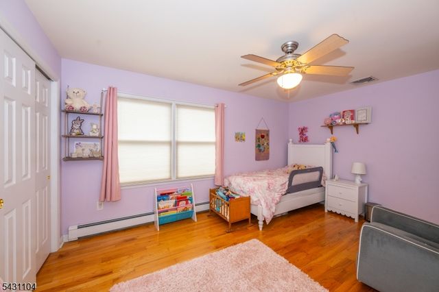 6 Madoc Trl, Jefferson Twp., NJ 07438