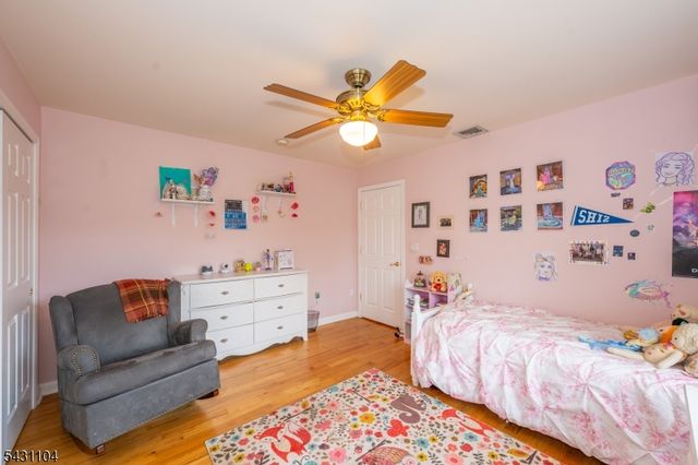 6 Madoc Trl, Jefferson Twp., NJ 07438