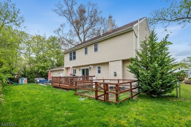 6 Madoc Trl, Jefferson Twp., NJ 07438