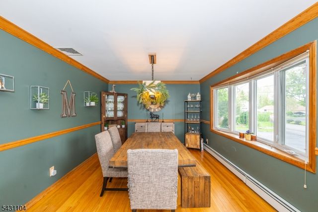 6 Madoc Trl, Jefferson Twp., NJ 07438