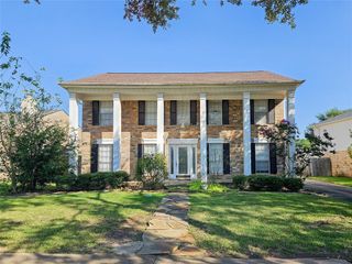 3827 Flintrock Lane, Sugar Land, TX 77479