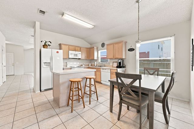 1409 Dundee Drive, Arlington, TX 76002