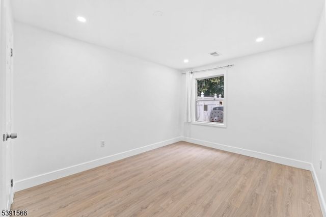 169 Watson Ave, Newark City, NJ 07112
