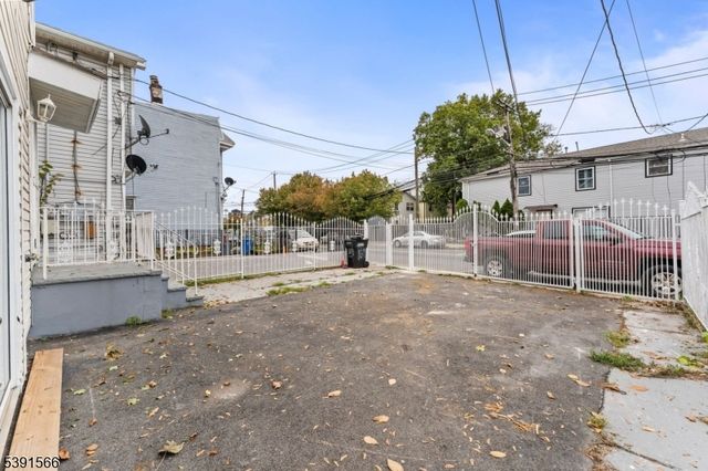 169 Watson Ave, Newark City, NJ 07112