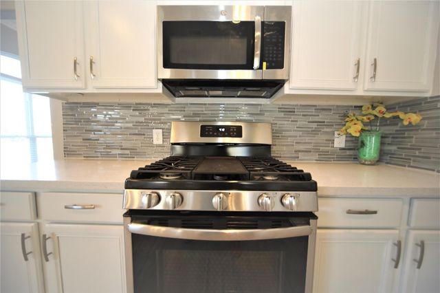 9935 Wing Street, Conroe, TX 77385