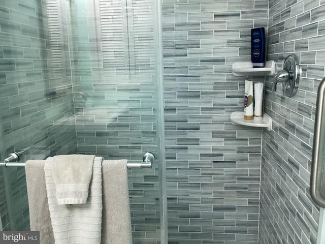214 TAVISTOCK, Cherry Hill, NJ 08034