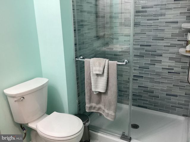 214 TAVISTOCK, Cherry Hill, NJ 08034