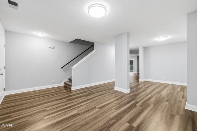 542 Reserve Way, Dandridge, TN 37725