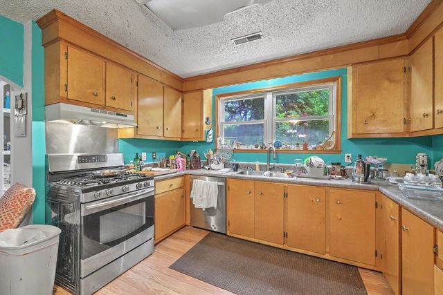 1011 Leonard Drive, Johns Island, SC 29455