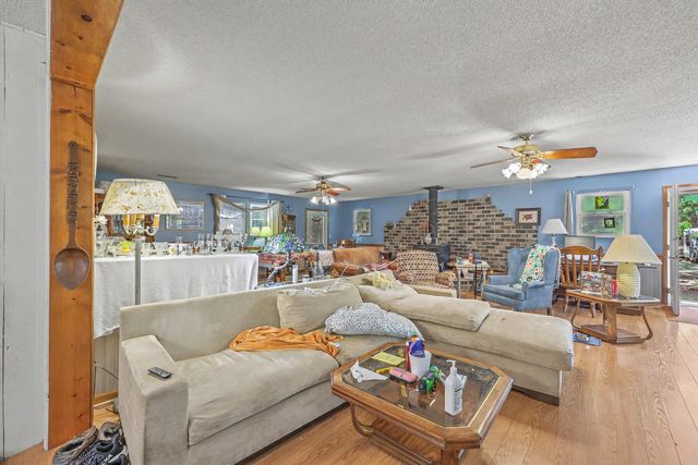 1011 Leonard Drive, Johns Island, SC 29455