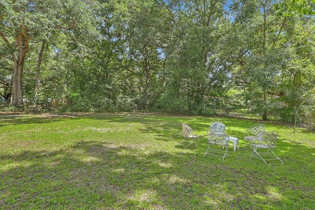 1011 Leonard Drive, Johns Island, SC 29455
