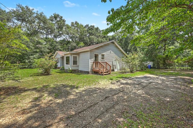 1011 Leonard Drive, Johns Island, SC 29455