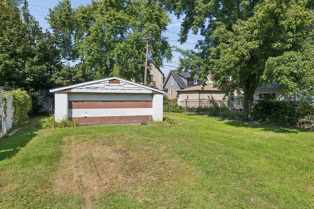 412 S 9th Avenue, Maywood, IL 60153